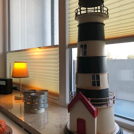 Sandkueste Mit Strandkorb & Indoor Spielplatz *