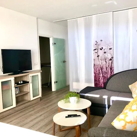 Apartment Sandkueste Mit Strandkorb & Indoor Spielplatz Heiligenhafen