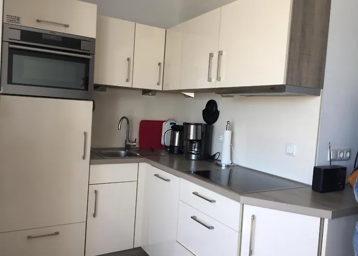 Sandkueste Mit Strandkorb & Indoor Spielplatz * Heiligenhafen